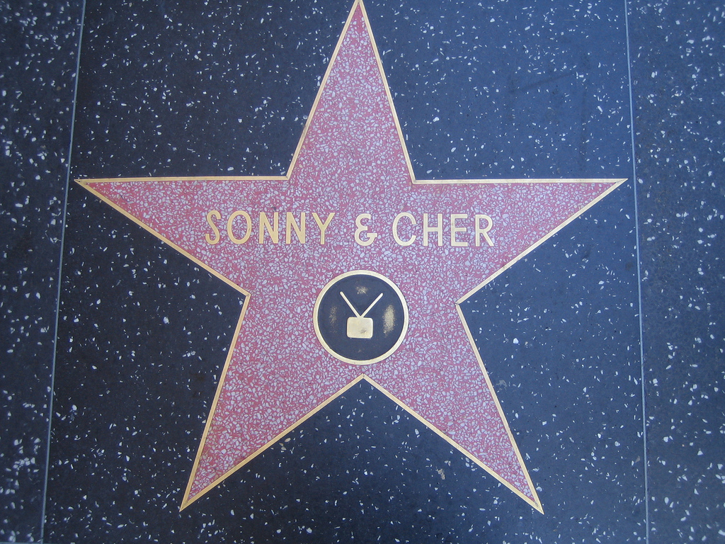 Sonny&Cher-Hollywood-2507940152_(rotated)
