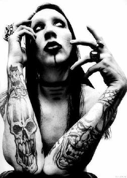 tattoo_marilyn_manson_tattoos-9